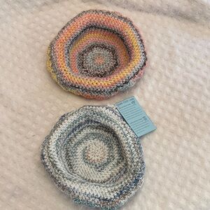 Crocheted‎ bowl cozy set of 2